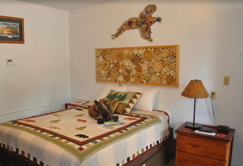 Red Moose Lodge - From Web Listing (newer photo)